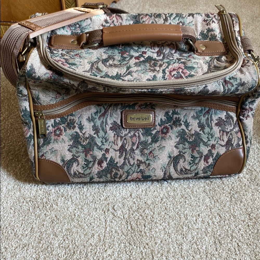 Travelwell Floral Tapestry Bag with Brown Accents